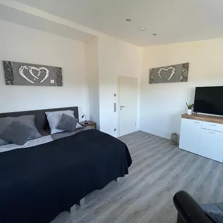 #neu L Seeblick L Netflix L Boxspring L Nespresso L E-tuer L Terrasse L 82m2 * Ulmen